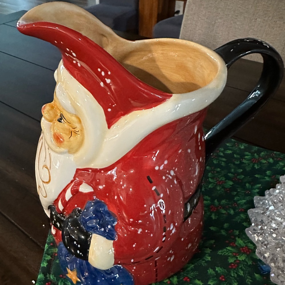 Dario Farruchi Holiday | Designs Santa Claus Hand Painted Pitcher 9.5”excellent